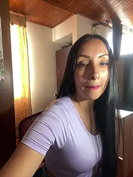 yaralyminjo2 online show from 01.30.25