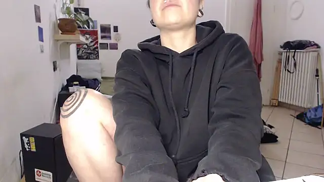 kinkyspirali online show from 03.16.25