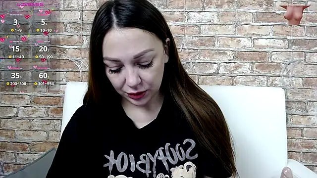 Stefania Star  online show from 10.25.25