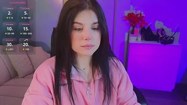 Jenna Adams  online show from 11.08.25