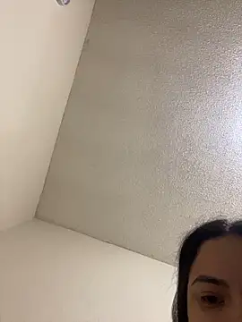 Snapshot of Rafaella00 chatting on 01.25.25 Rafaella00 online show from 01.25.25