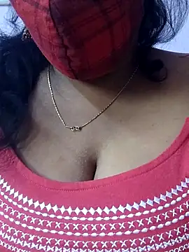 mallu-sumi online show from 02.02.26