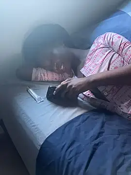 Snapshot of spicysugar74 chatting on 01.28.25 spicysugar74 online show from 01.28.25