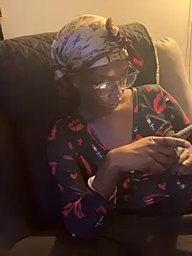 Snapshot of spicysugar74 chatting on 02.06.25 spicysugar74 online show from 02.06.25