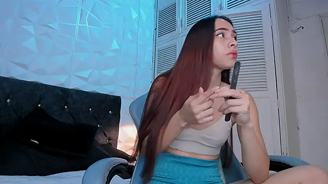 Snapshot of Emma_dl2 chatting on 02.27.25 Emma dl2 online show from 02.27.25