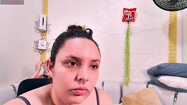 Mabelydani online show from 03.17.25