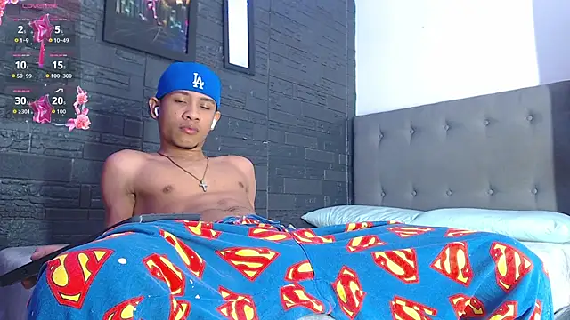 Romancartier 1 online show from 10.17.25