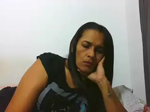 latinbrunettet online show from 02.18.25