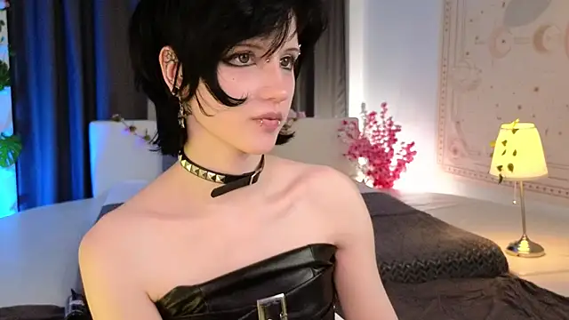 Snapshot of dark_vamp_ chatting on 02.27.25 dark vamp online show from 02.27.25