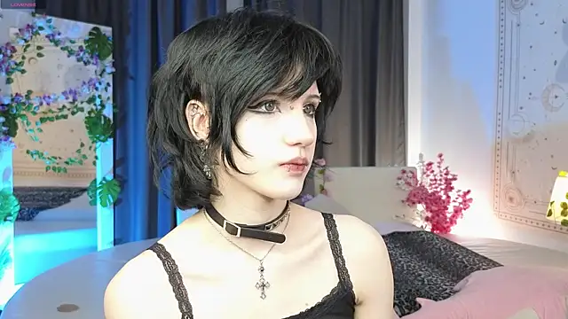 Snapshot of dark_vamp_ chatting on 03.01.25 dark vamp online show from 03.01.25