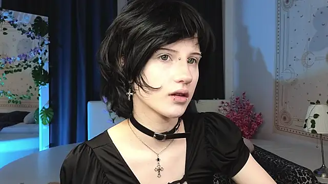 Snapshot of dark_vamp_ chatting on 03.02.25 dark vamp online show from 03.02.25