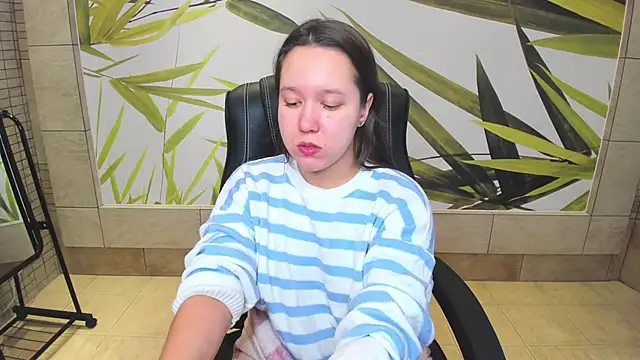 Mira Karter online show from 12.08.24