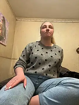 Snapshot of Joannakiss chatting on 03.13.25 Joannakiss online show from 03.13.25