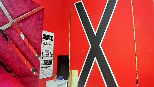 Lucy White   online show from 01.16.25