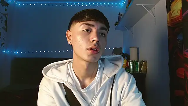 Snapshot of Im_juanda chatting on 12.05.24 Im juanda online show from 12.05.24