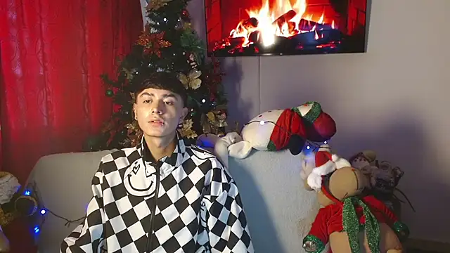 Snapshot of Im_juanda chatting on 12.24.24 Im juanda online show from 12.24.24