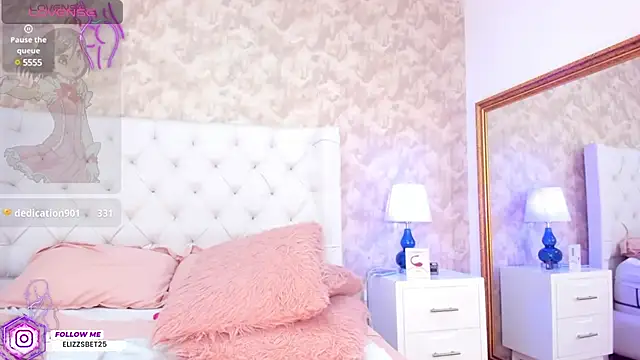 Eliza Thaylor   online show from 01.17.25