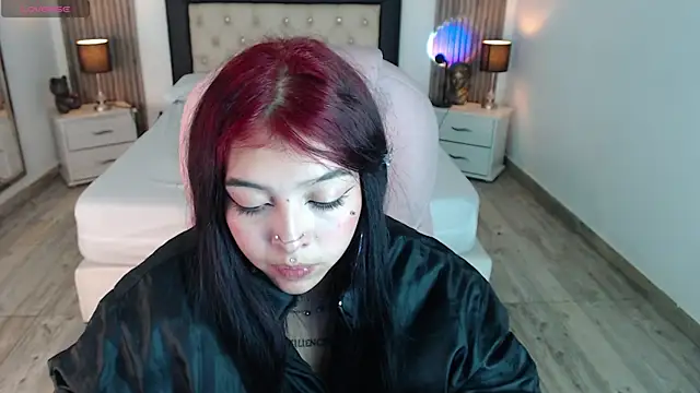 pettit courtny online show from 01.09.25