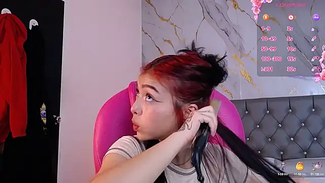 pettit courtny online show from 02.11.25