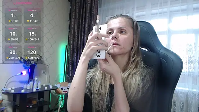 JessieOMays online show from 04.08.26