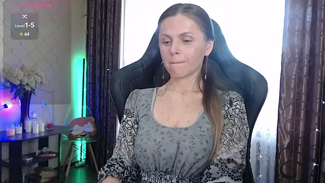 JessieOMays online show from 05.27.26
