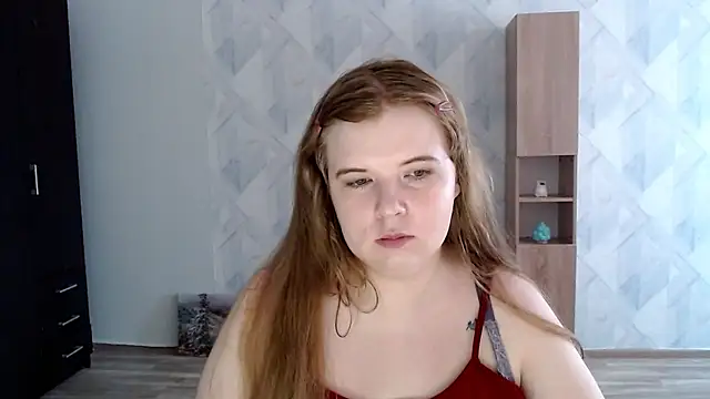 Snapshot of Melina_Hot9 chatting on 09.22.25 Melina Hot9 online show from 09.22.25