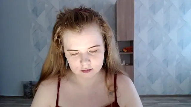 Snapshot of Melina_Hot9 chatting on 10.24.25 Melina Hot9 online show from 10.24.25