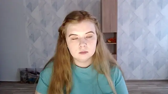 Snapshot of Melina_Hot9 chatting on 10.25.25 Melina Hot9 online show from 10.25.25