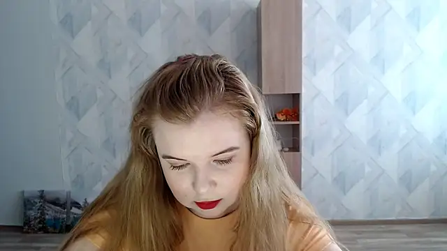 Snapshot of Melina_Hot9 chatting on 10.27.25 Melina Hot9 online show from 10.27.25