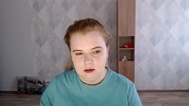 Snapshot of Melina_Hot9 chatting on 11.02.25 Melina Hot9 online show from 11.02.25