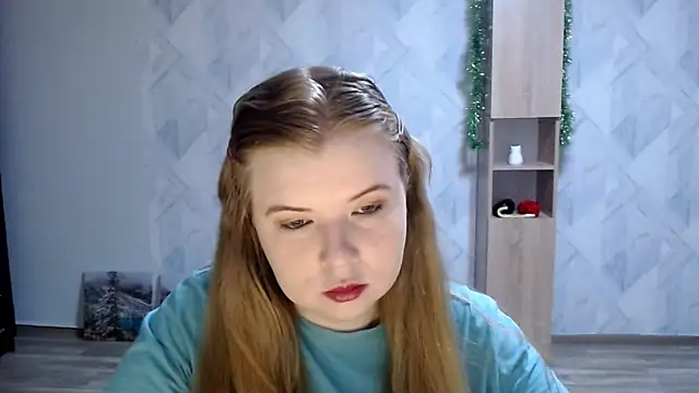 Snapshot of Melina_Hot9 chatting on 12.03.25 Melina Hot9 online show from 12.03.25