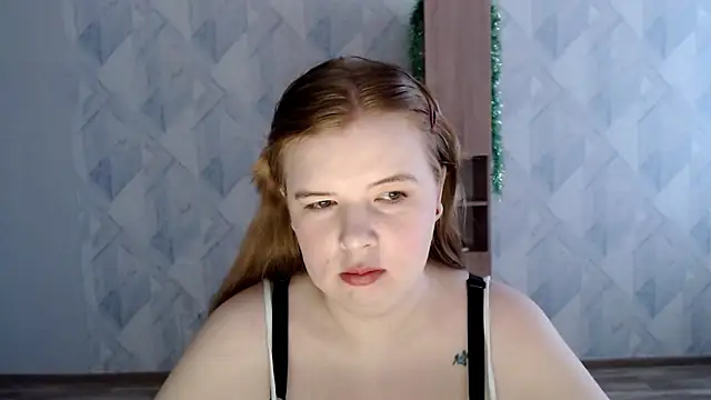 Snapshot of Melina_Hot9 chatting on 01.13.26 Melina Hot9 online show from 01.13.26