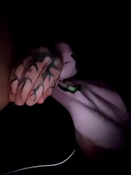 Snapshot of B1GBoyUk chatting on 10.29.25 B1GBoyUk online show from 10.29.25