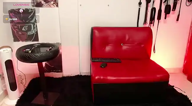 MadissomCute online show from 12.13.24