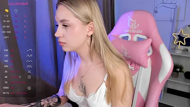 Carol  Cox online show from 03.07.25