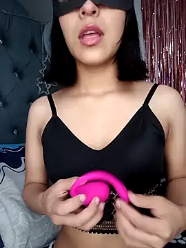 PequeArely online show from 02.16.25