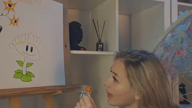 Snapshot of FlairCunard chatting on 12.29.24 FlairCunard online show from 12.29.24