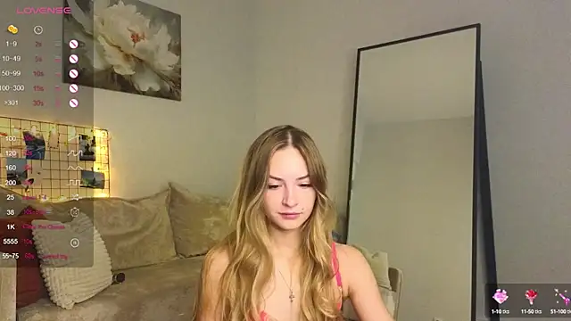 Soft Eva online show from 12.03.24