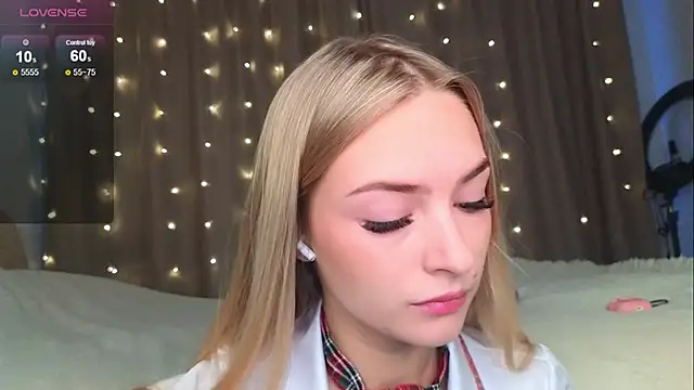 Soft Eva online show from 01.16.25