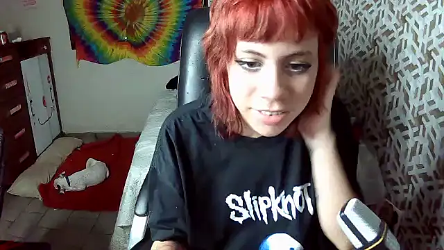 Snapshot of Liv_Alt chatting on 02.02.26 Liv Alt online show from 02.02.26