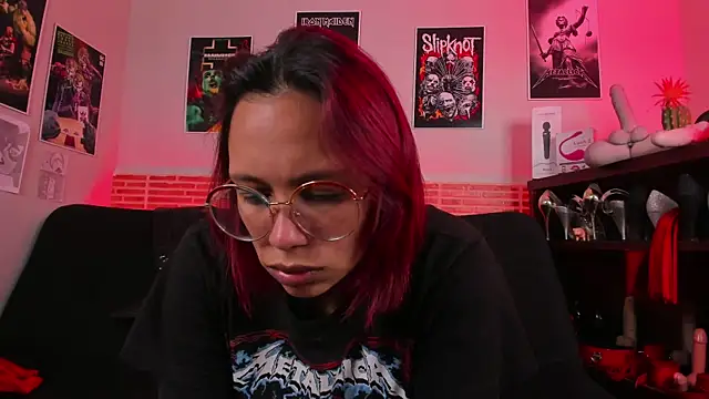 Snapshot of lilith-deveraux chatting on 03.12.25 lilith-deveraux online show from 03.12.25