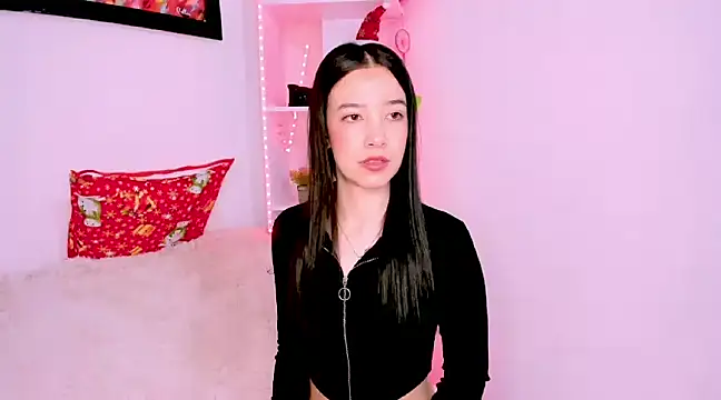 Snapshot of Manuelaa_mejiia chatting on 12.29.24 Manuelaa mejiia online show from 12.29.24