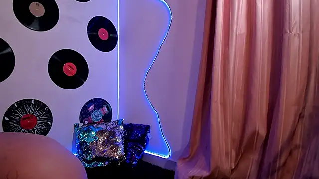  dahian14  online show from 01.24.25