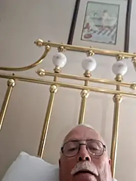 NawtyB1965 online show from 12.17.25