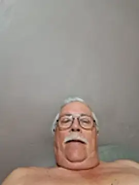 NawtyB1965 online show from 04.17.26