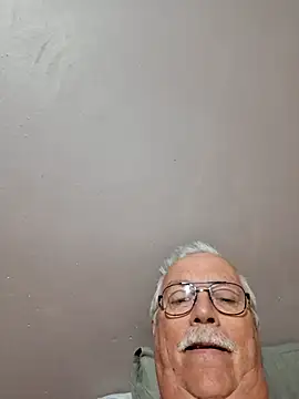 NawtyB1965 online show from 04.26.26