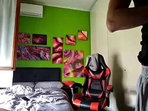 MASTERBULLY online show from 10.12.25