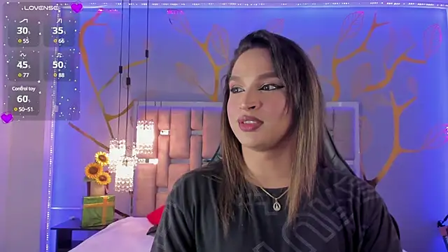 KylieVictoria online show from 01.07.25