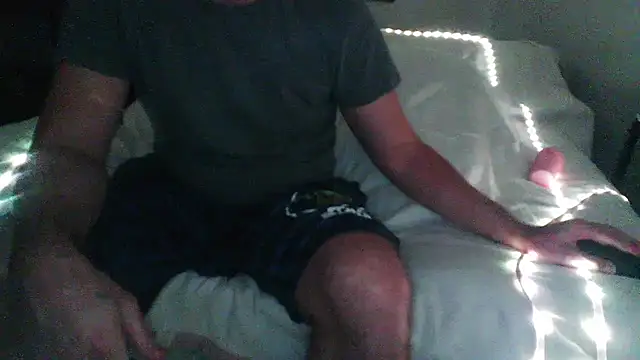 Snapshot of Cooperstone chatting on 12.10.24 Cooperstone online show from 12.10.24