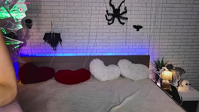 NovaBlissss online show from 10.31.25